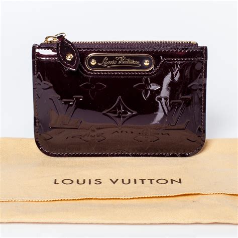 LOUIS VUITTON Vernis Key Pouch Amarante 